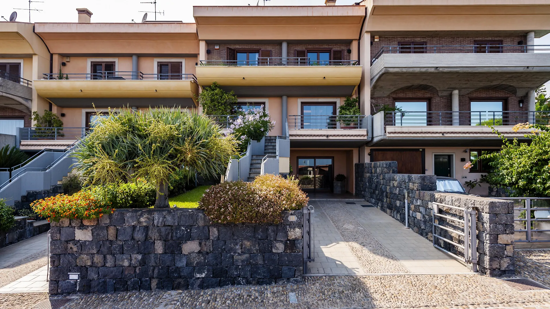 Villa Albachiara By Ferrini Home Catania 0*,